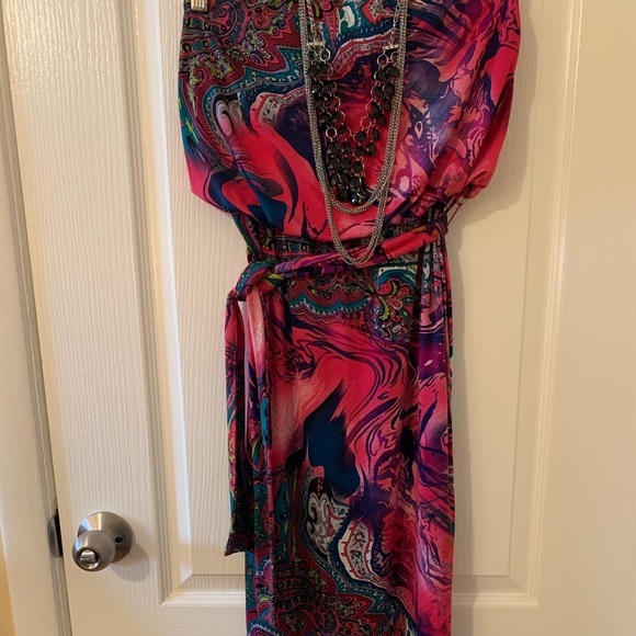 Hot Pink and Multi/Color Arden B Fitted Midi Dress - Picture 2 of 12